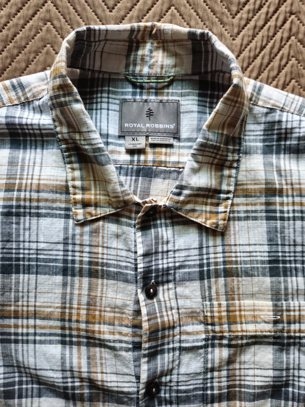 Royal Robbins Men’s Plaid Button-Up Shirt - Gray & Brown